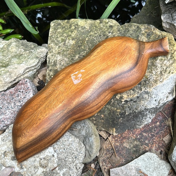 Vintage Wooden “Monkey Pod” Bowl-Pea Pod Shape - Picture 11 of 16